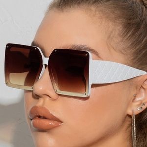 NEW| Amanda White Square Frame Sunglasses